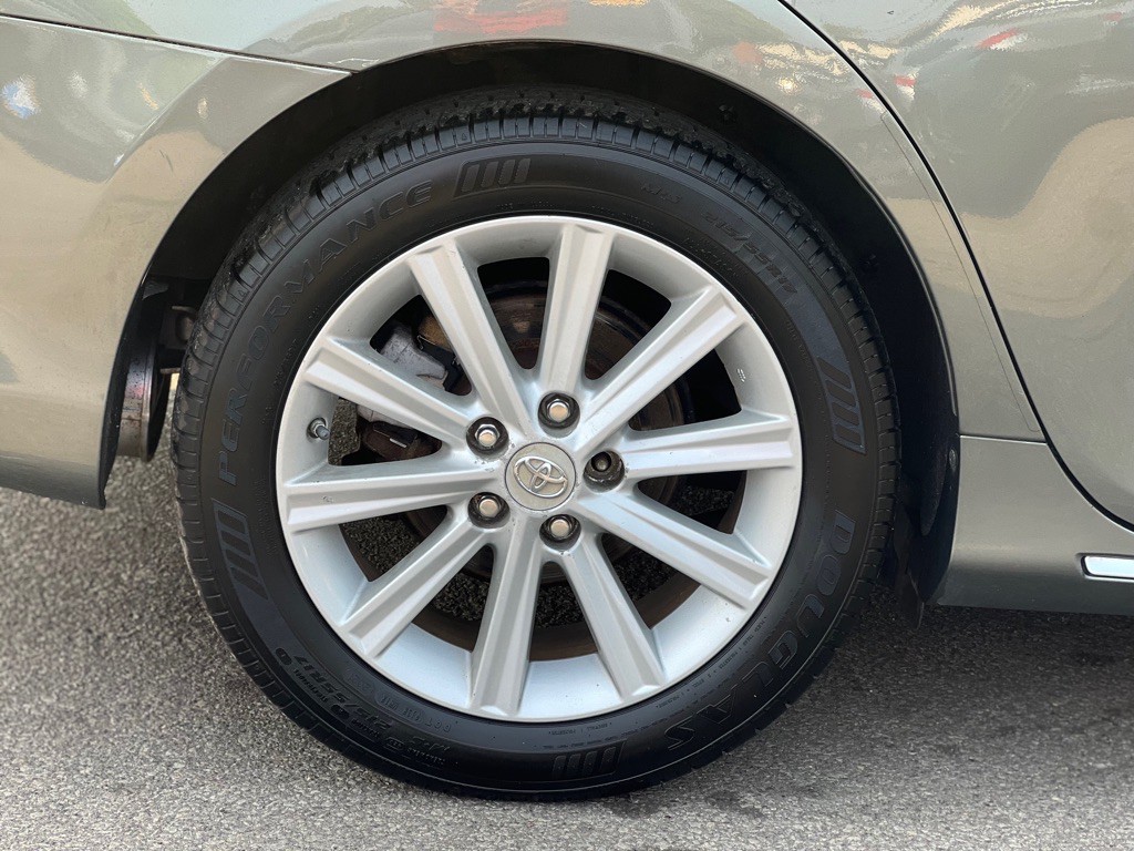 2012 Toyota Camry Image 12