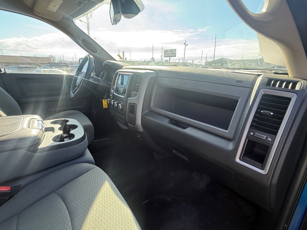2016 RAM 1500 Image 7