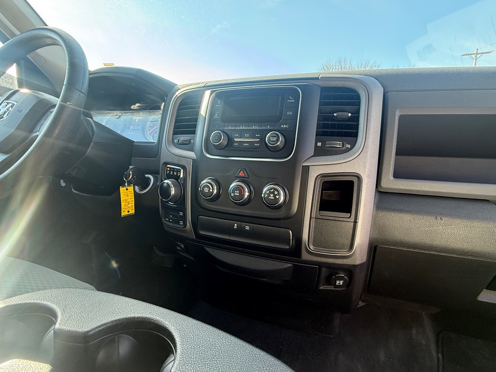 2016 RAM 1500 Image 10