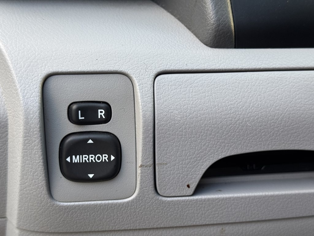 2007 Toyota Camry Image 12