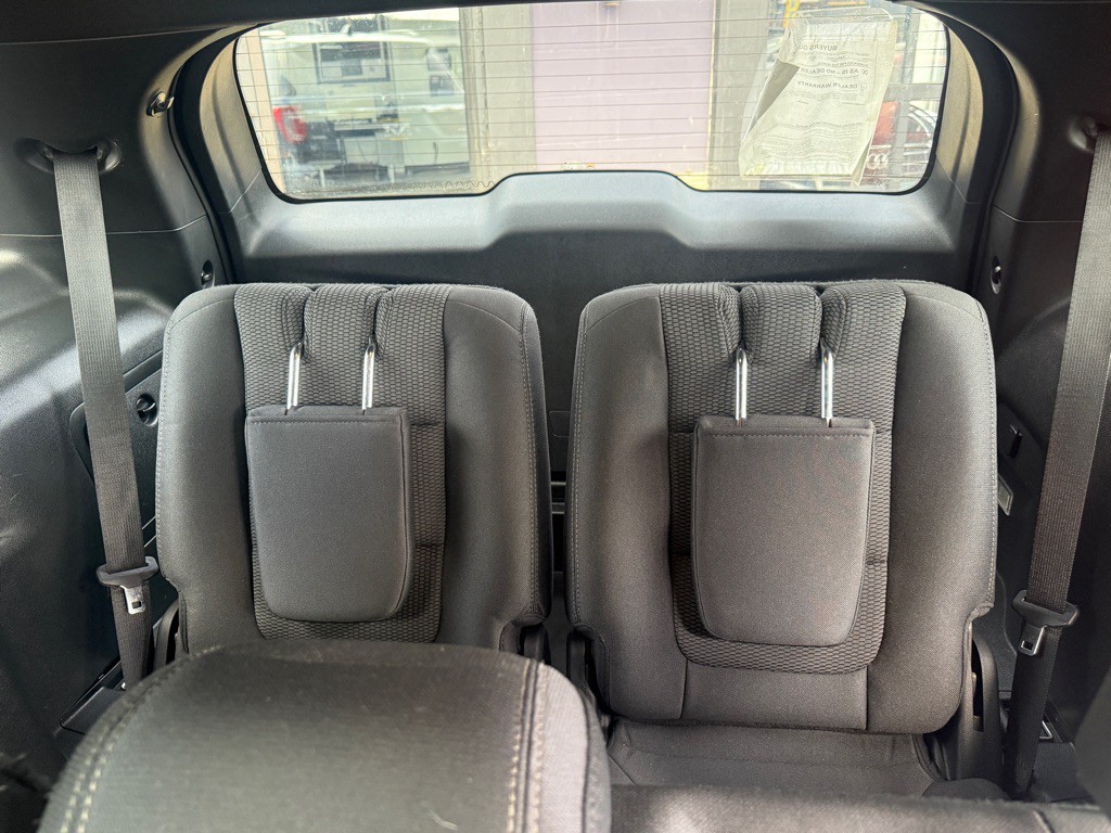 2017 Ford Explorer Image 5