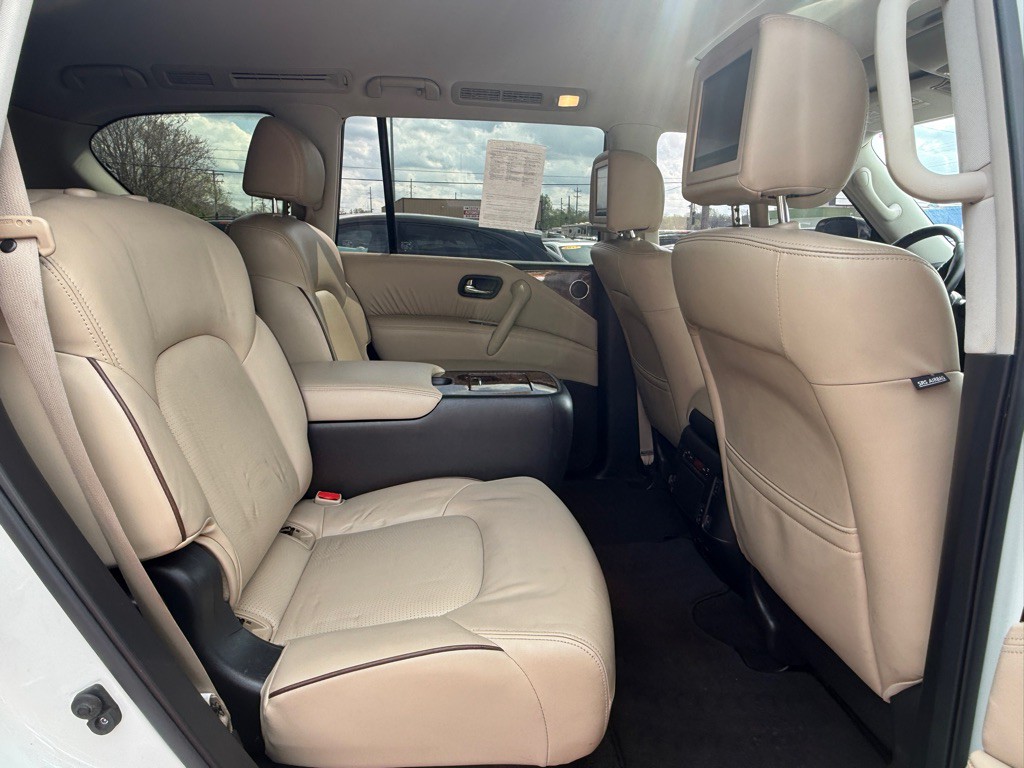2019 Nissan Armada Image 4
