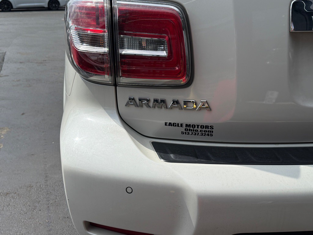 2019 Nissan Armada Image 10