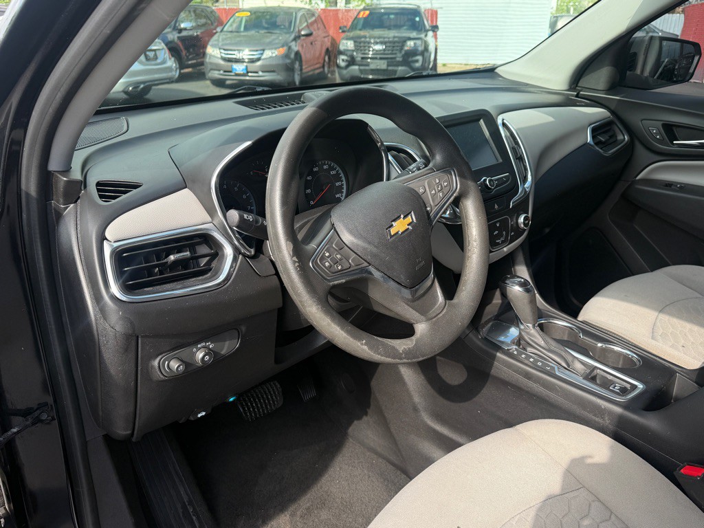 2018 Chevrolet Equinox Image 3