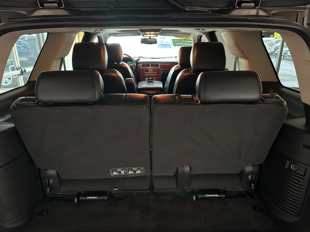 2012 Chevrolet Tahoe Image 12