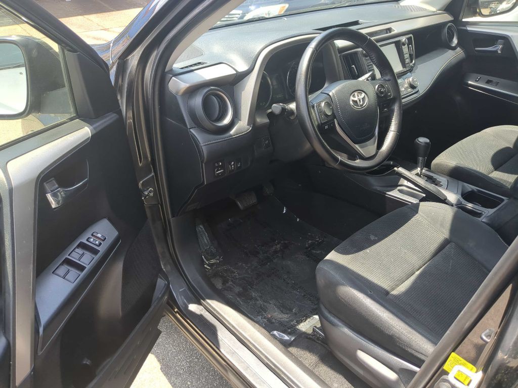 2016 Toyota Rav4 Image 8