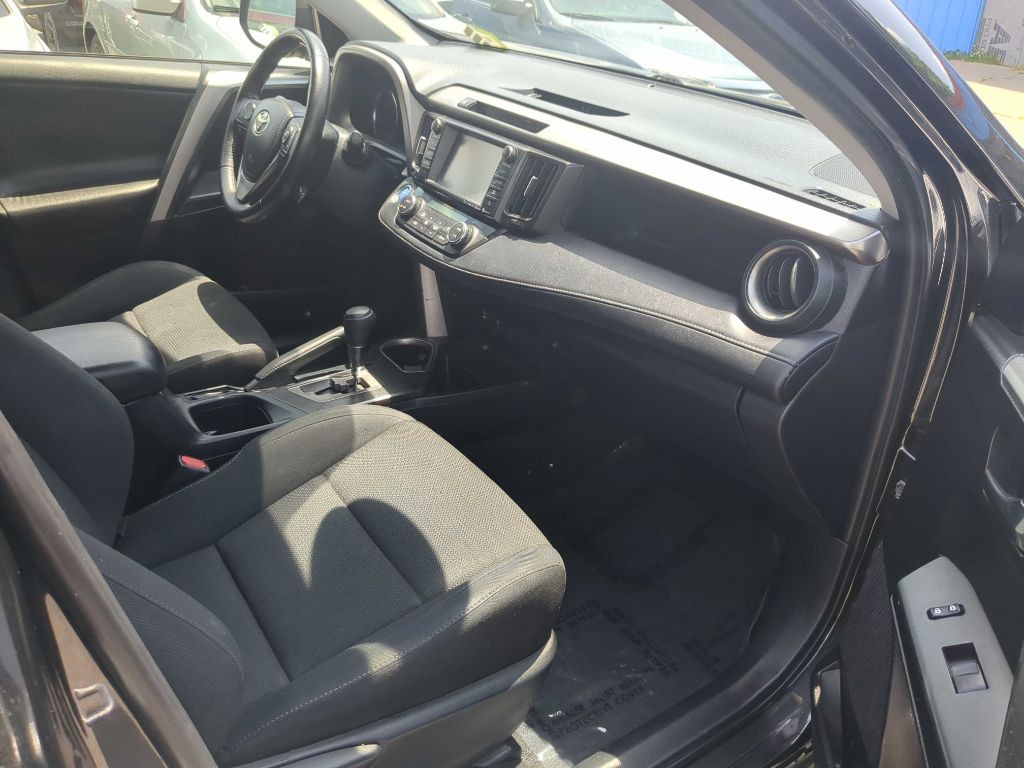2016 Toyota Rav4 Image 13