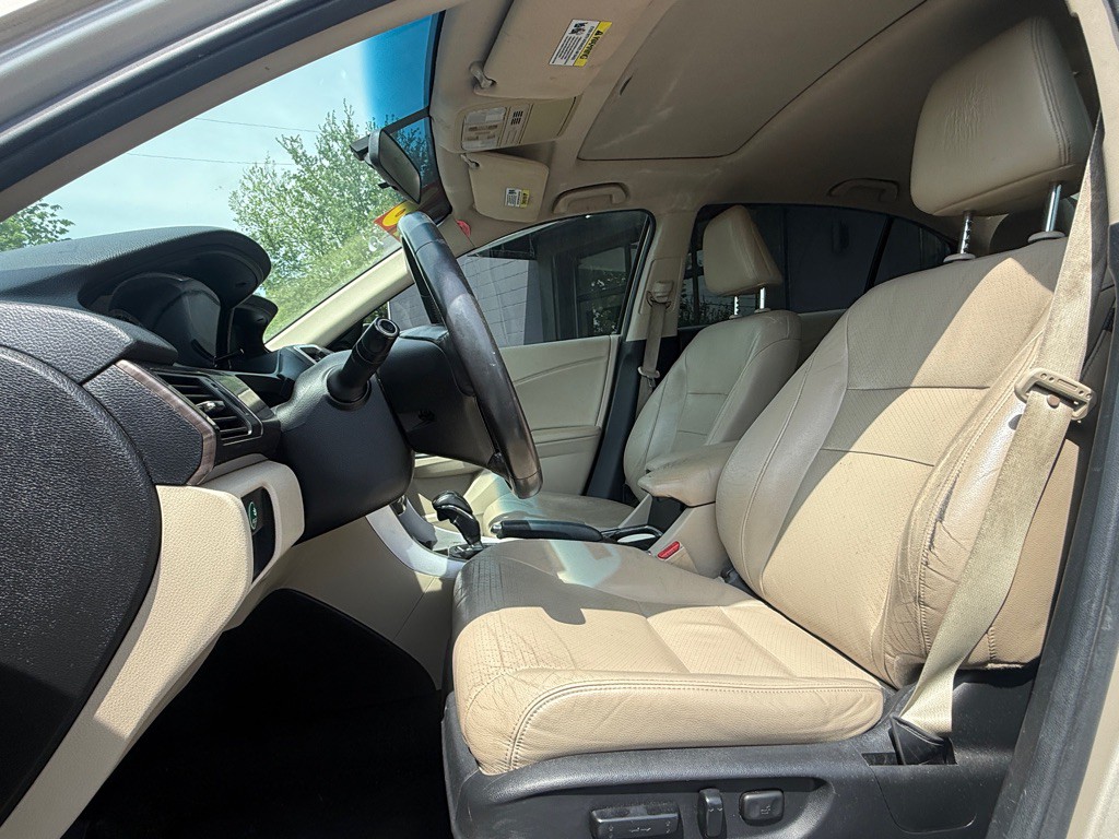 2016 Honda Accord Image 3
