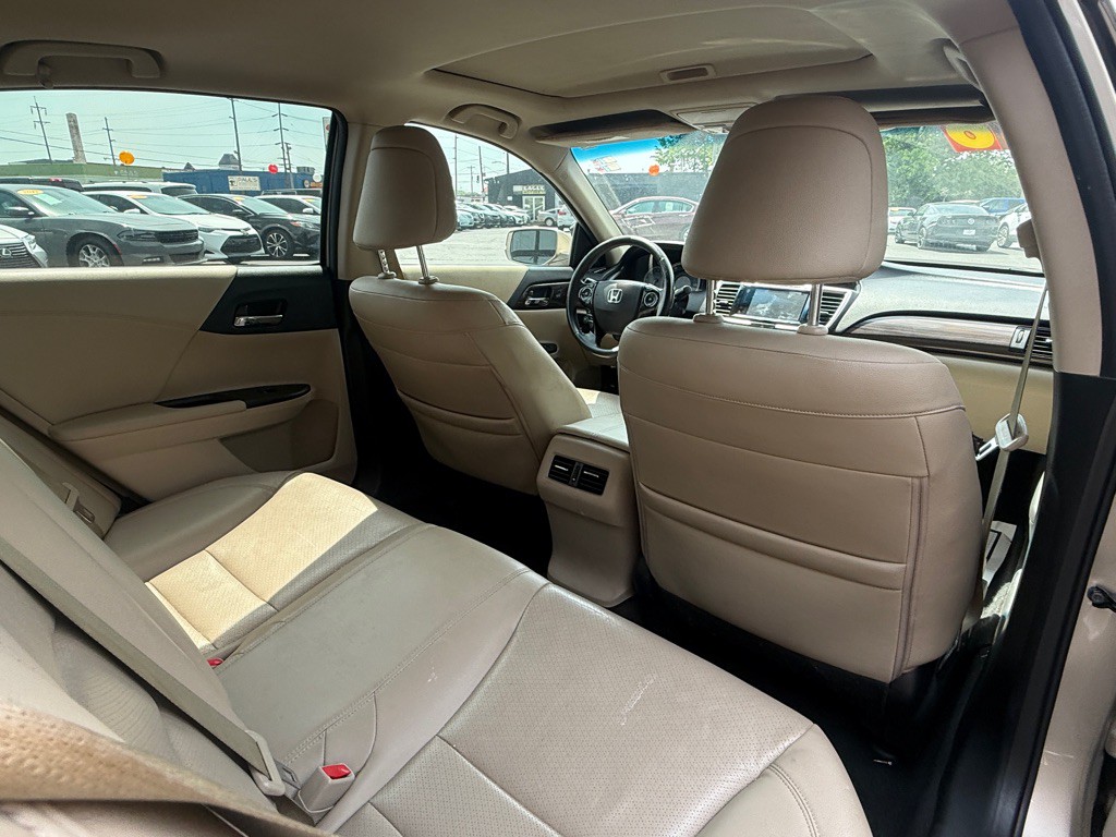 2016 Honda Accord Image 5