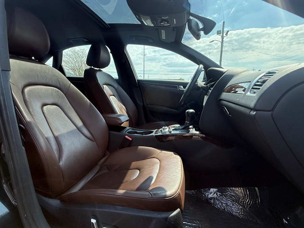 2016 Audi A4 Image 6