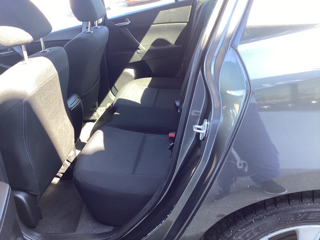 2010 Mazda Mazda3 Image 4