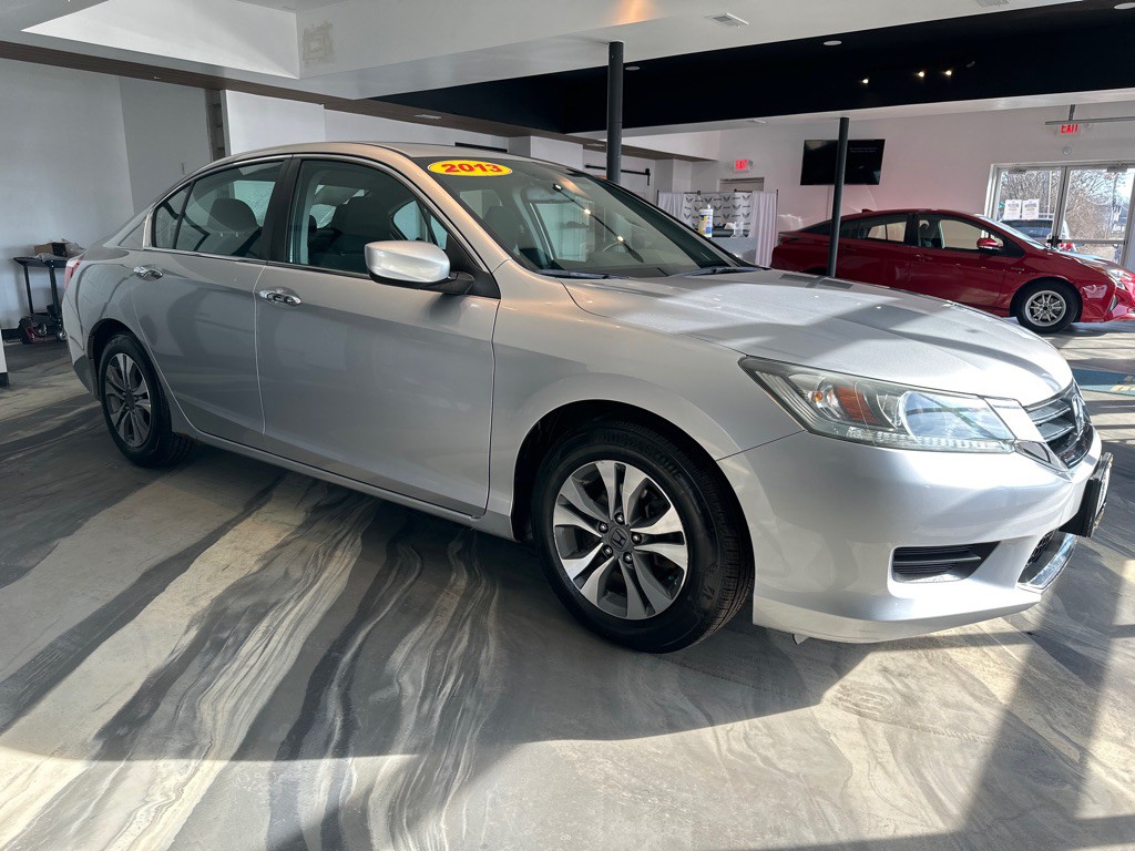 2013 Honda Accord Image 1
