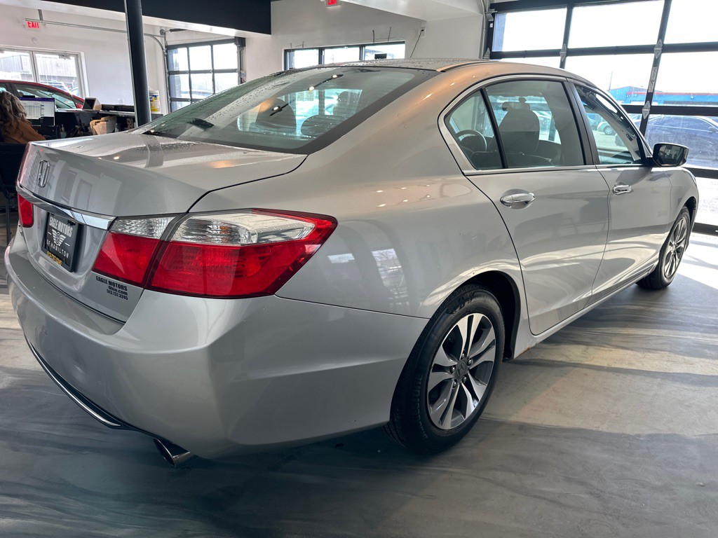 2013 Honda Accord Image 3