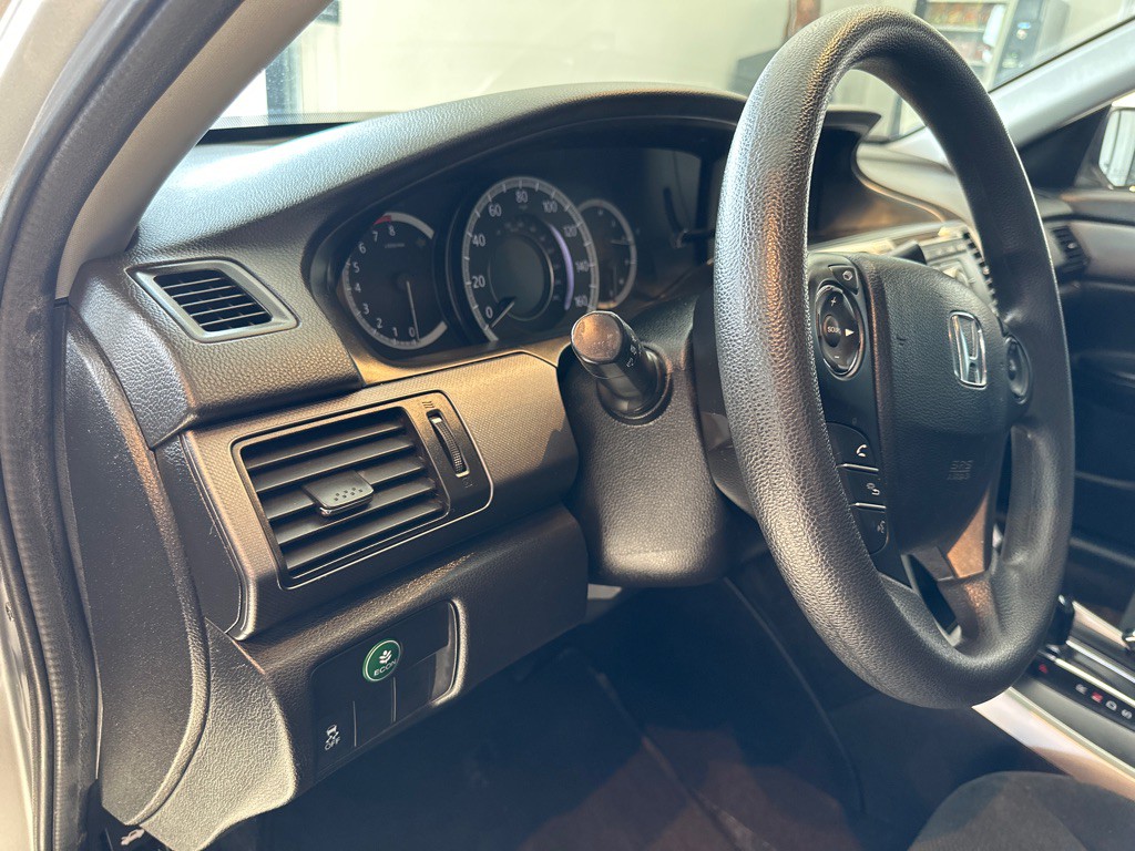 2013 Honda Accord Image 15