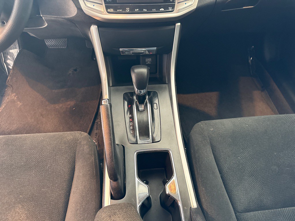 2013 Honda Accord Image 19