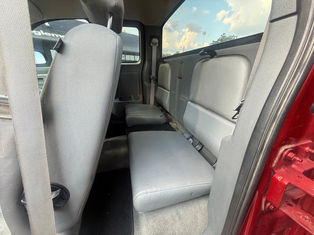 2007 Dodge Dakota Image 3