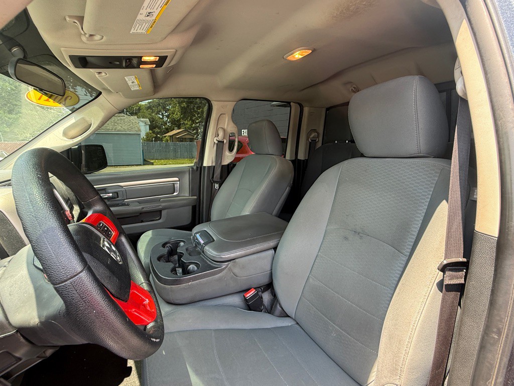 2017 RAM 1500 Image 3