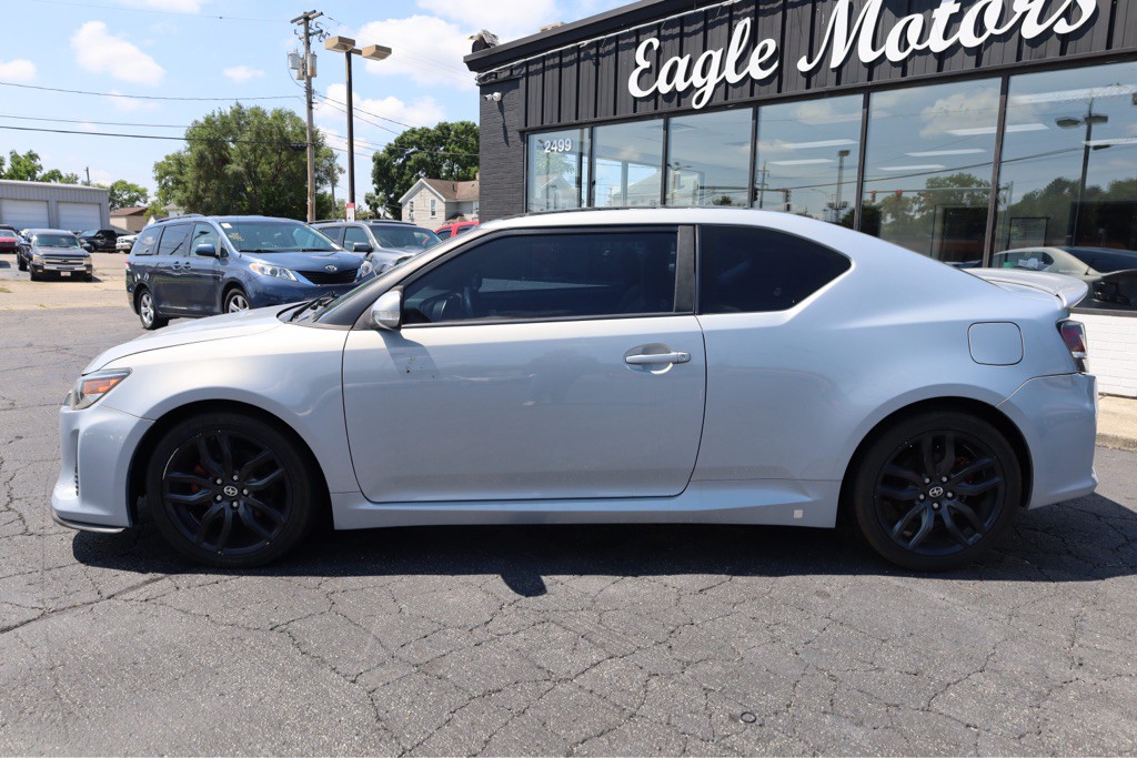 2014 Scion tC Image 8