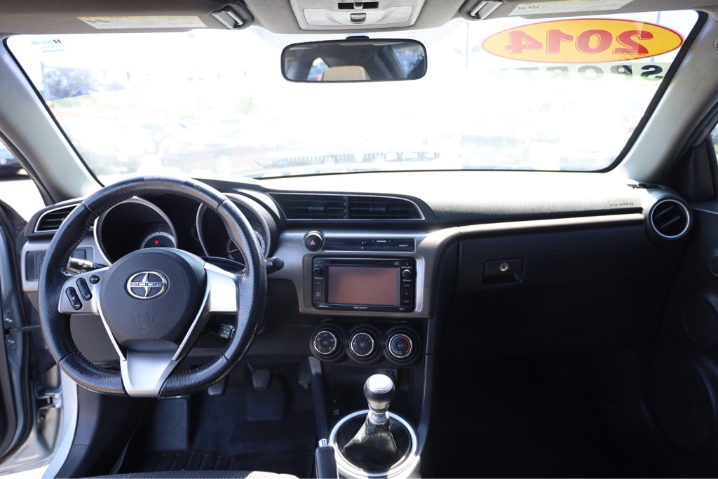 2014 Scion tC Image 13