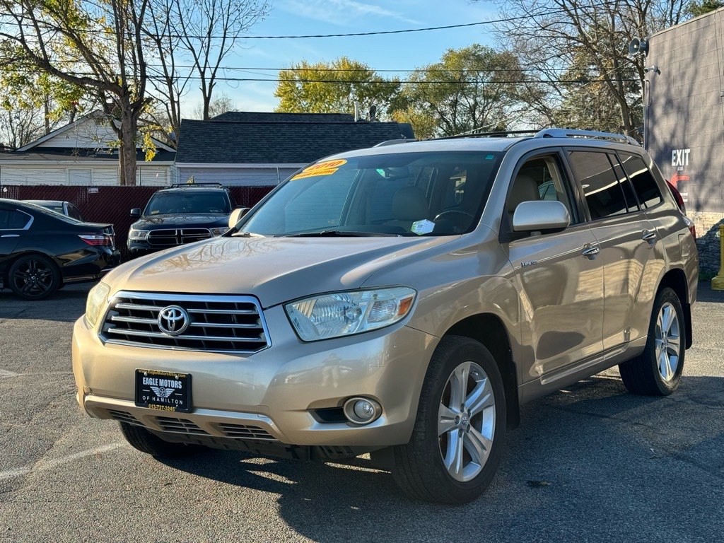 2010 Toyota Highlander Image 2