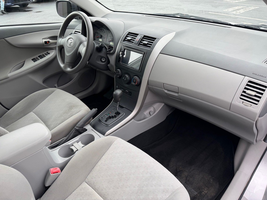 2009 Toyota Corolla Image 8