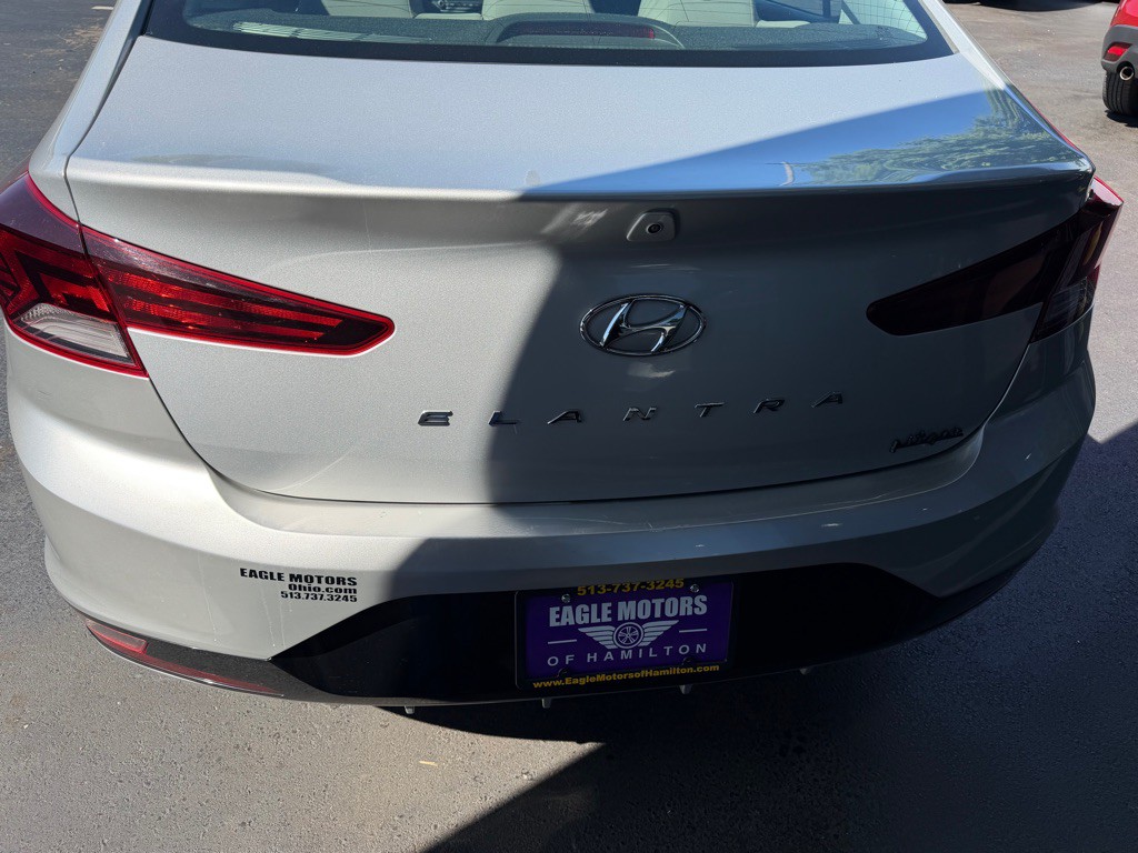 2019 Hyundai Elantra Image 6