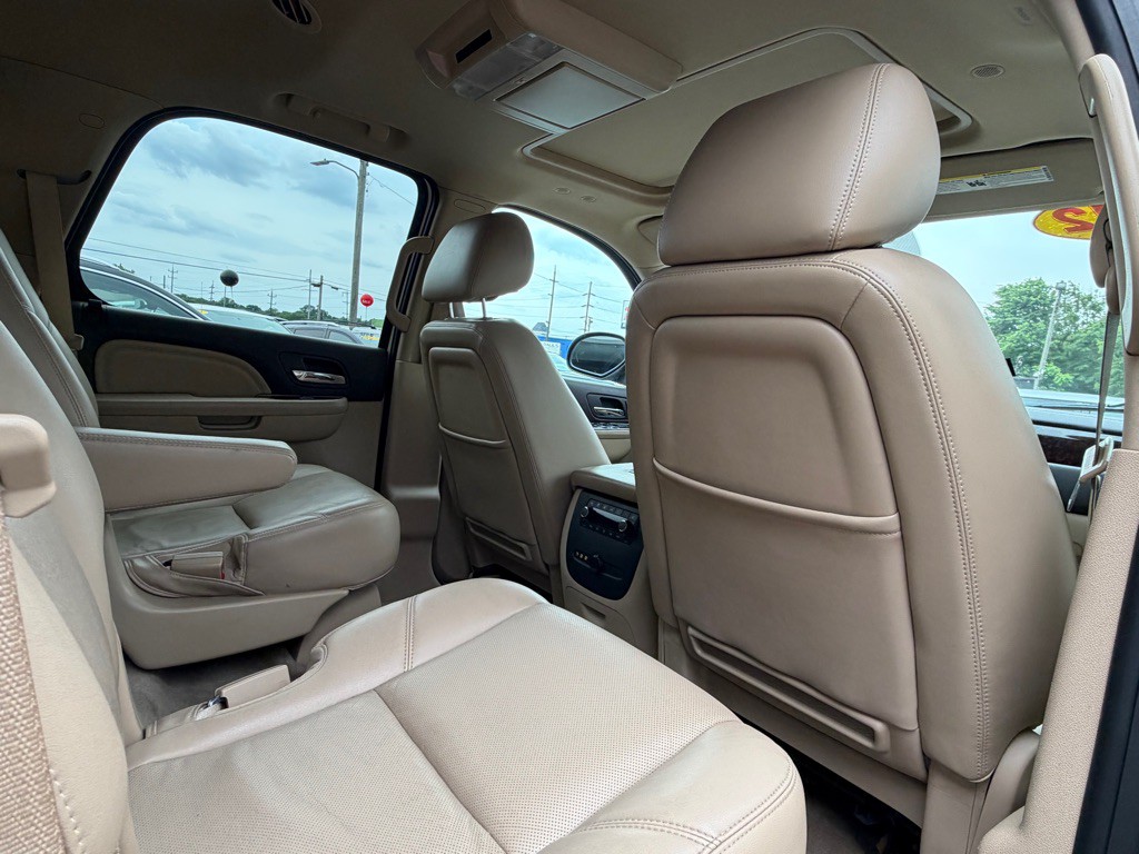 2012 GMC Yukon Image 7