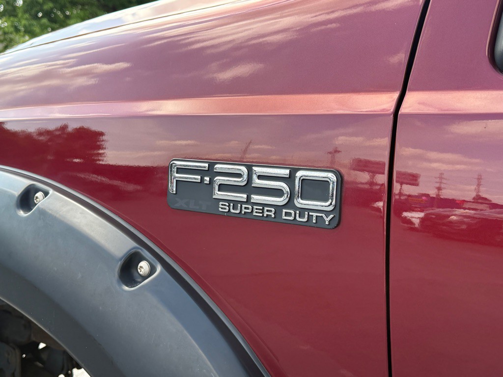 2004 Ford F-250 Image 4