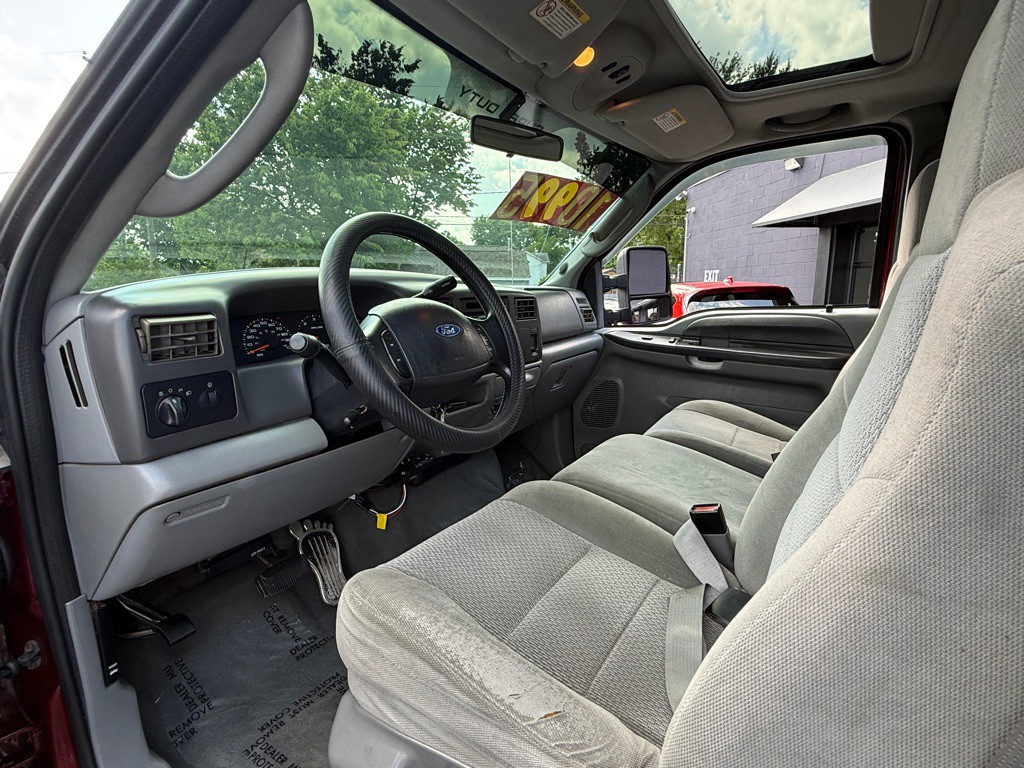 2004 Ford F-250 Image 6