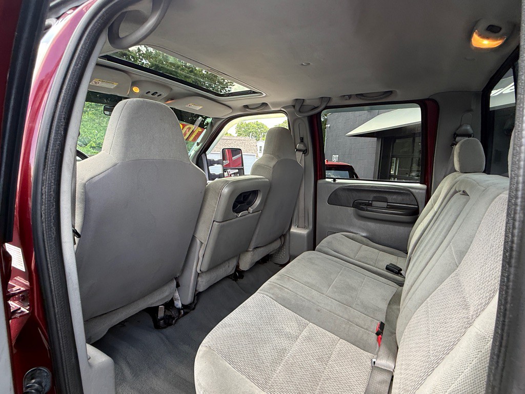 2004 Ford F-250 Image 7