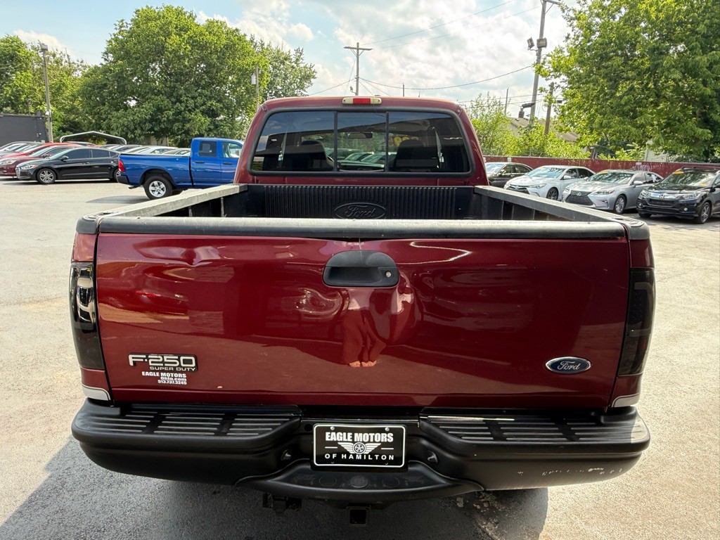 2004 Ford F-250 Image 11