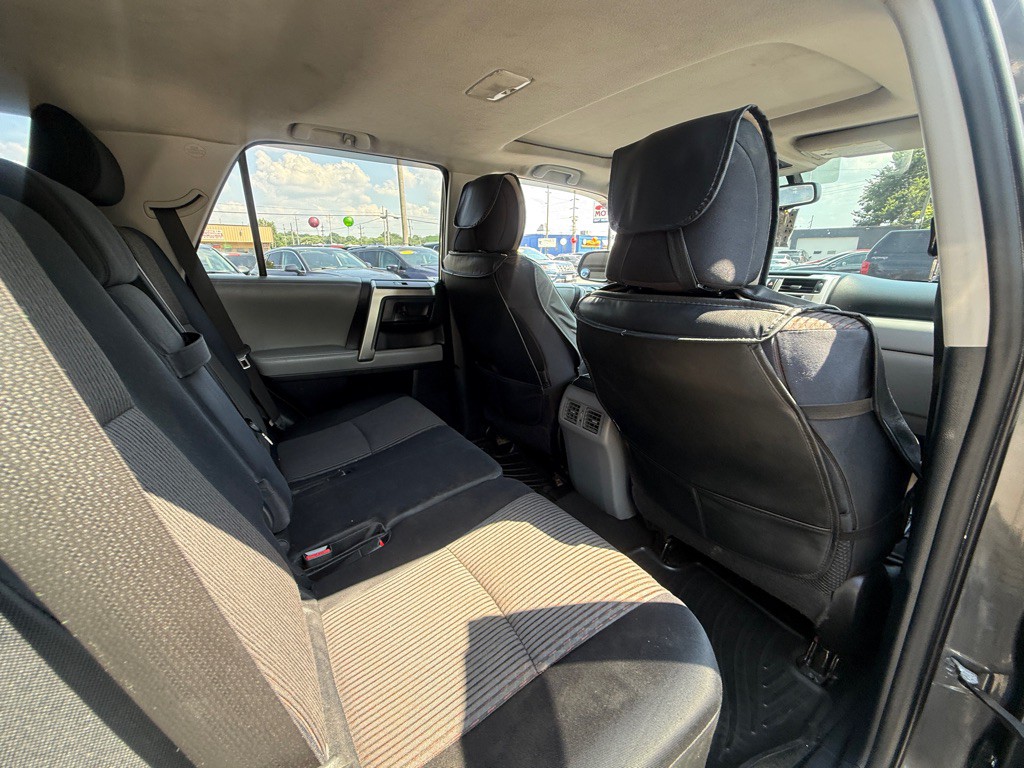 2012 Toyota 4Runner Image 6