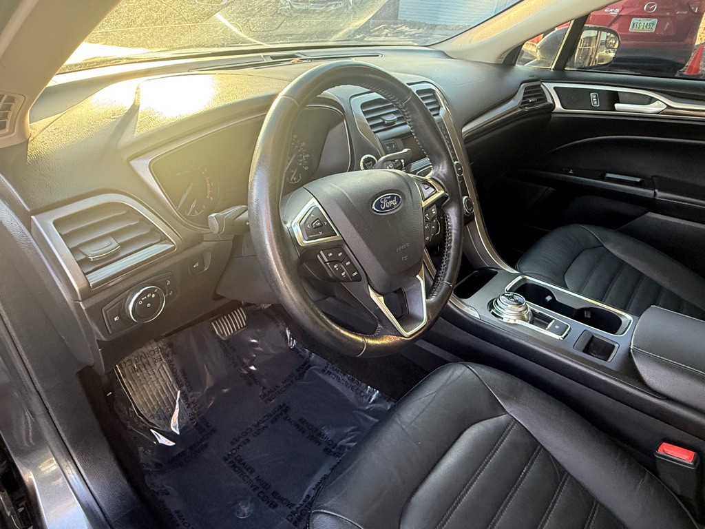 2017 Ford Fusion Image 3