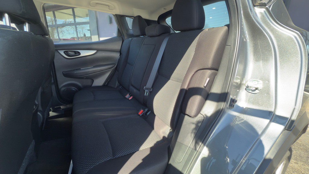 2021 Nissan Rogue Image 4