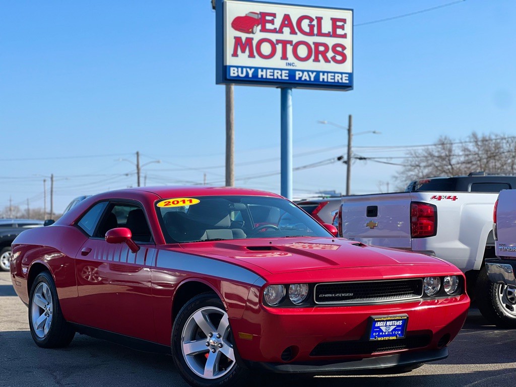 2011 Dodge Challenger Image 3