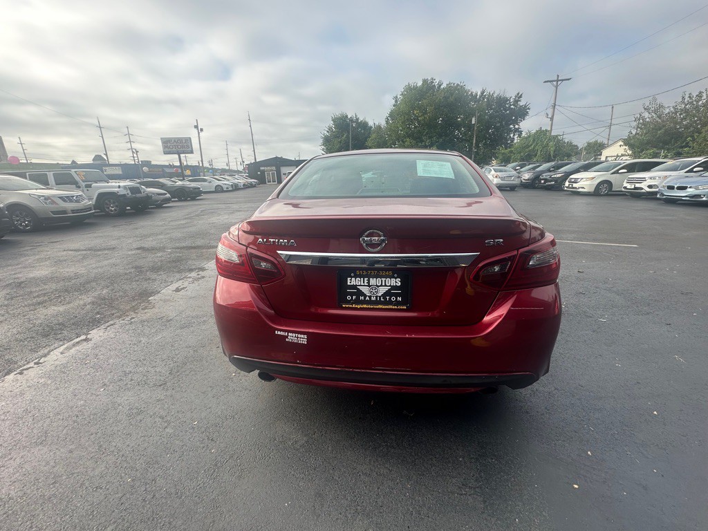 2017 Nissan Altima Image 5