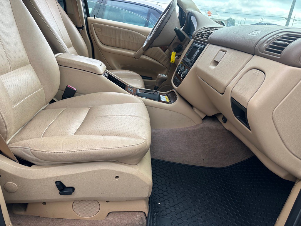2003 Mercedes-Benz M-Class Image 3