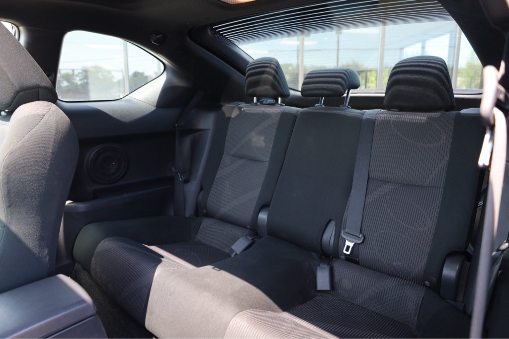 2013 Scion tC Image 12
