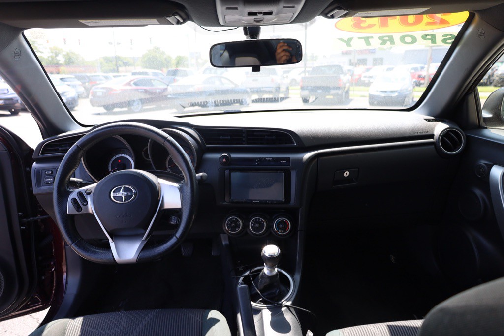 2013 Scion tC Image 14