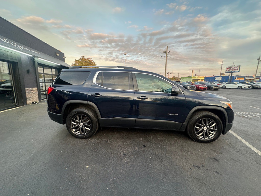 2017 GMC Acadia Image 6