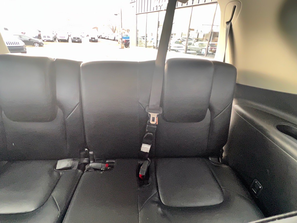 2012 INFINITI QX56 Image 22