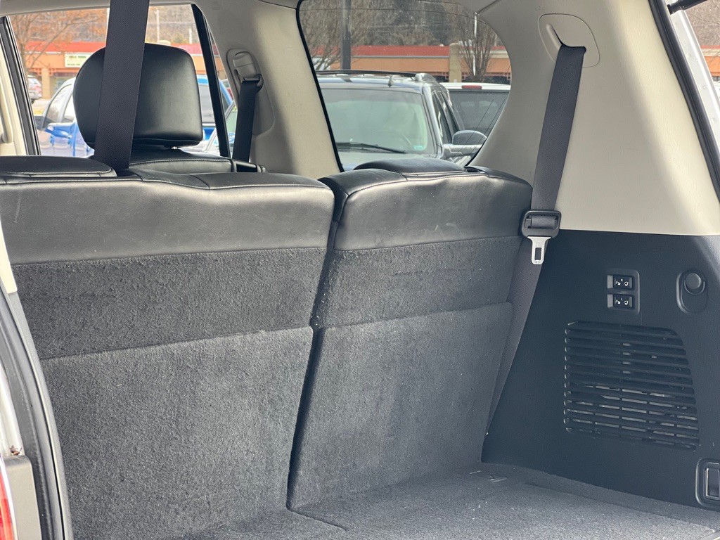 2012 INFINITI QX56 Image 29
