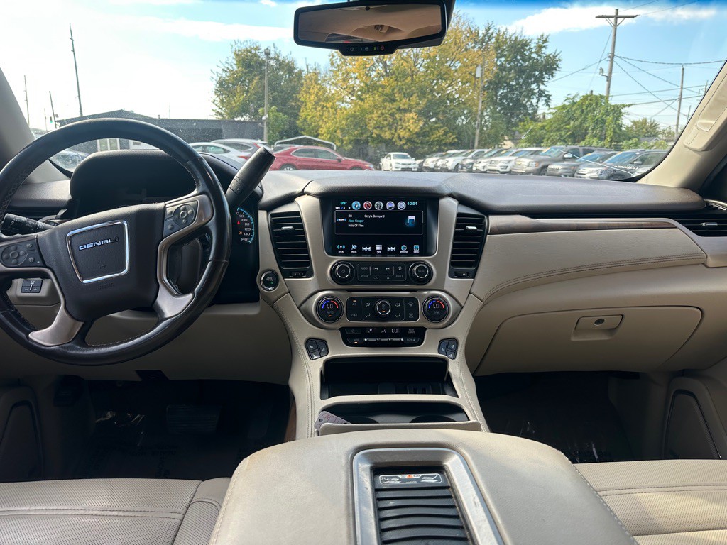 2019 GMC Yukon Image 3