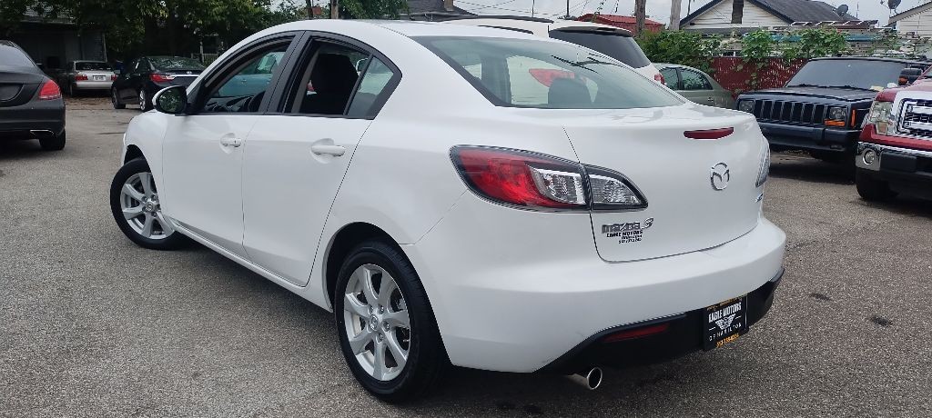 2010 Mazda Mazda3 Image 4