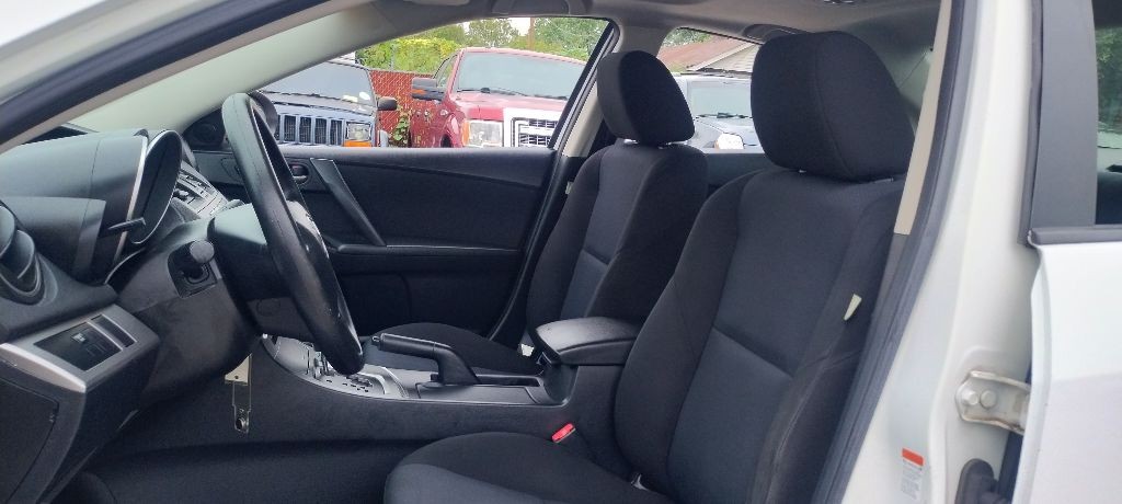 2010 Mazda Mazda3 Image 7
