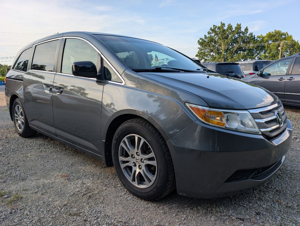 2011 Honda Odyssey Image 1