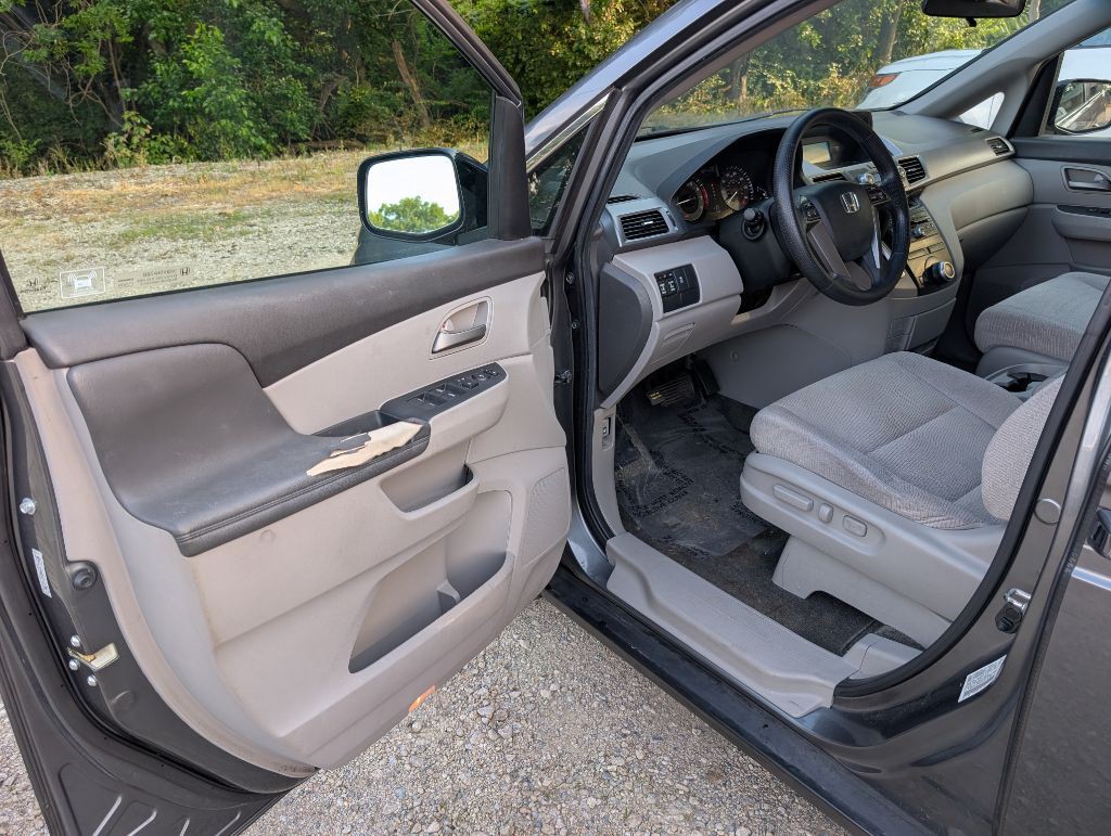 2011 Honda Odyssey Image 7