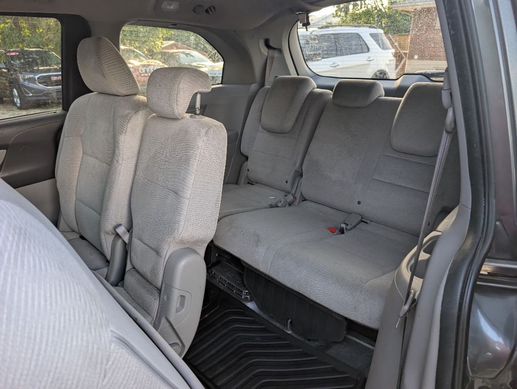 2011 Honda Odyssey Image 13