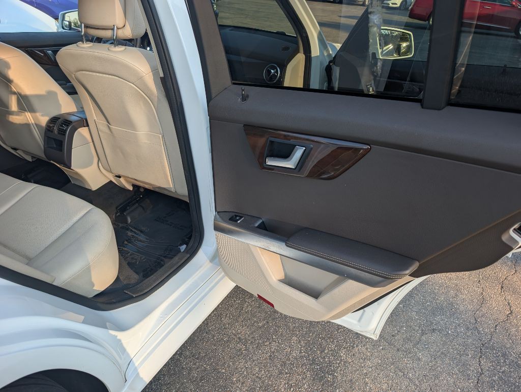 2015 Mercedes-Benz GLK-Class Image 10