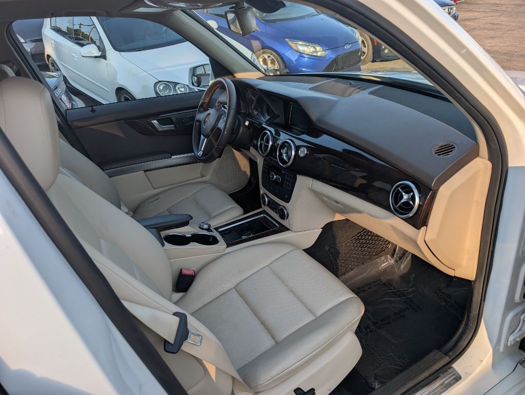 2015 Mercedes-Benz GLK-Class Image 13